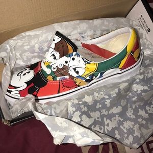 DISNEY MICKEY & FRIENDS VANS